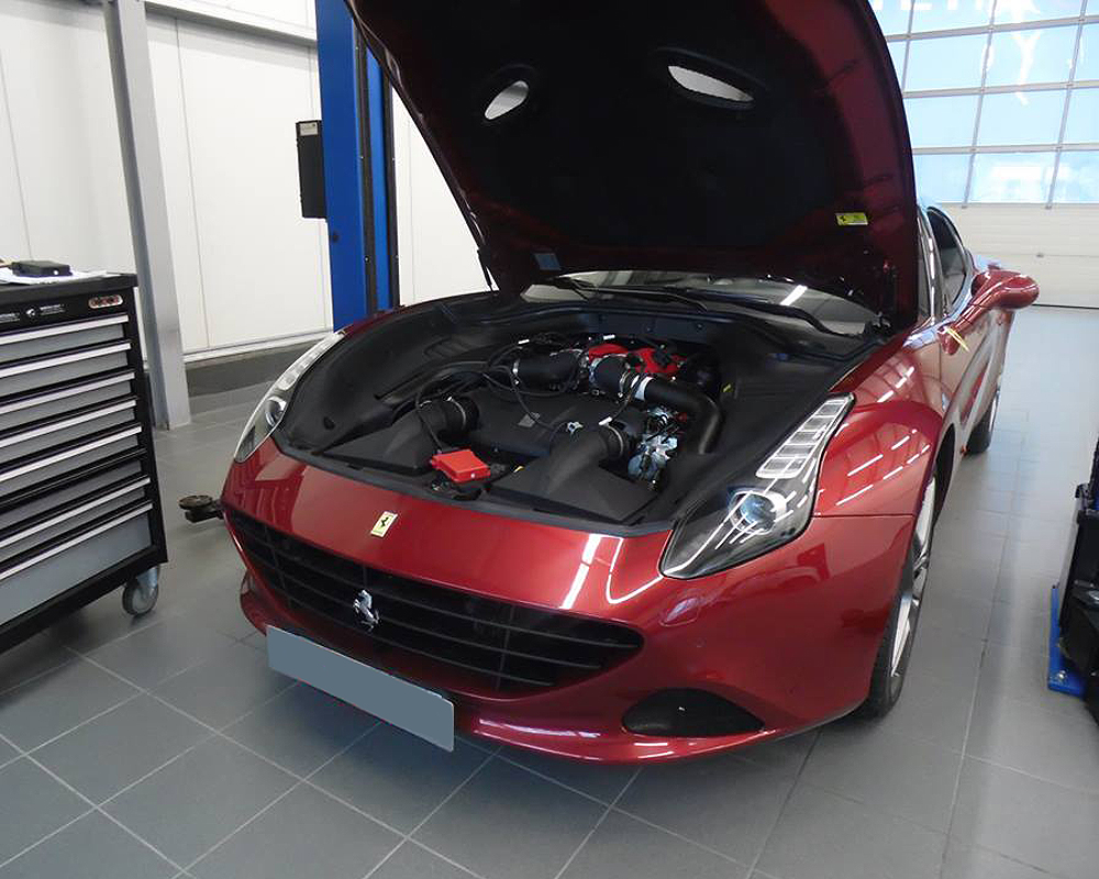 Ferrari California багажник