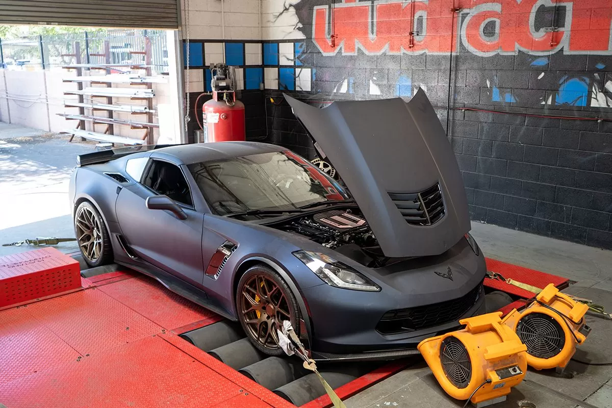 Corvette c8 Wrap Chrome